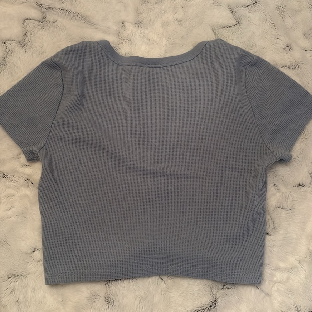 Light Blue Cropped Top - Picture 3 of 3